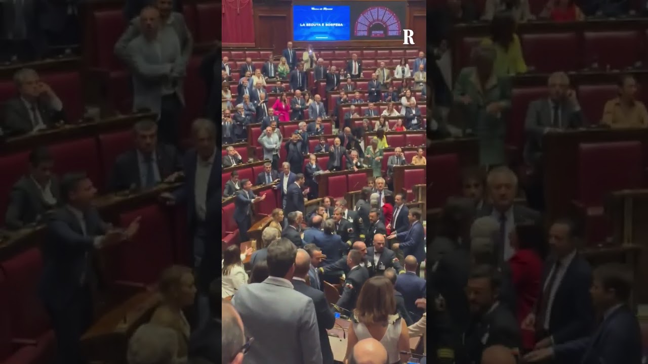 Bagarre in aula dopo l'approvazione della riforma Giustizia