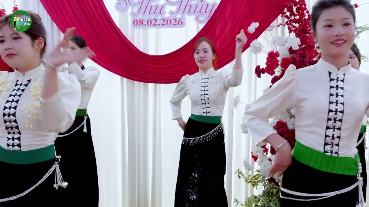 VẪN VƯƠNG CHỢ TÌNH   ĐỘI MÚA GIA ĐÌNH - LỄ THÀNH HÔN - VĂN CÔNG & THU THUỶ