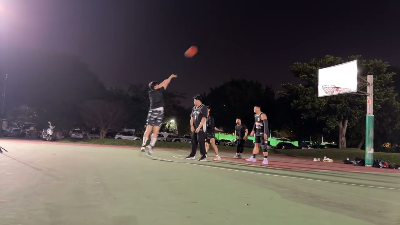 20260221華中籃球側邊 1