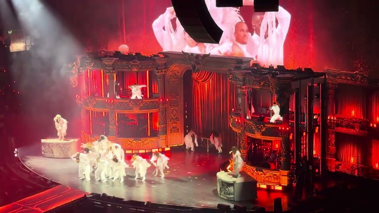 Lady Gaga - Bad Romance Live al Forum Milano 20 Ottobre 2025 4K