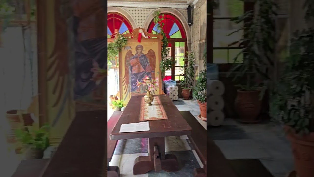 Ξενάγηση στον Ιερό Ναό Παμμεγίστων Ταξιαρχών Μανταμάδου Λέσβου!