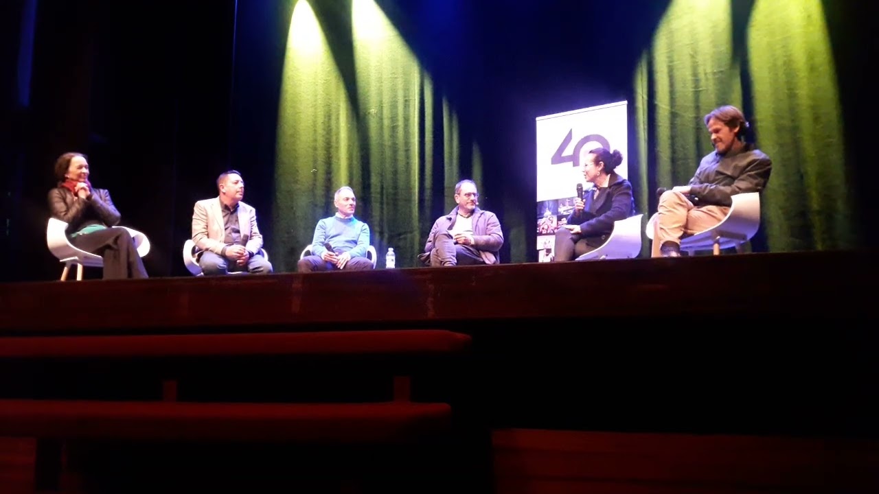 Auditorio Capitol de Tacoronte una charla sobre del lirios