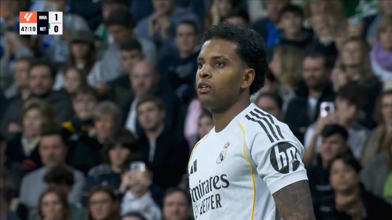 Rodrygo MASTERCLASS vs Real Betis | 2 Assists