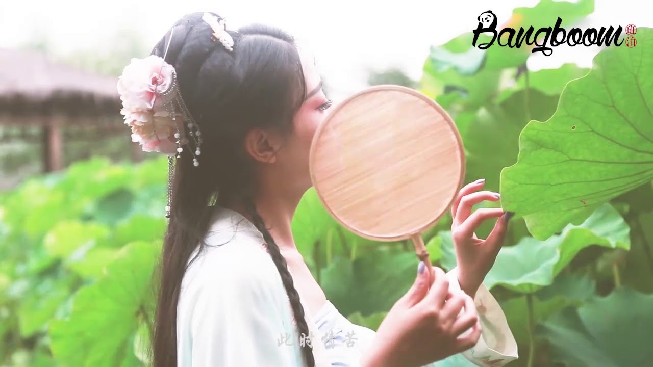 Beautiful Chinese Hanfu Girl