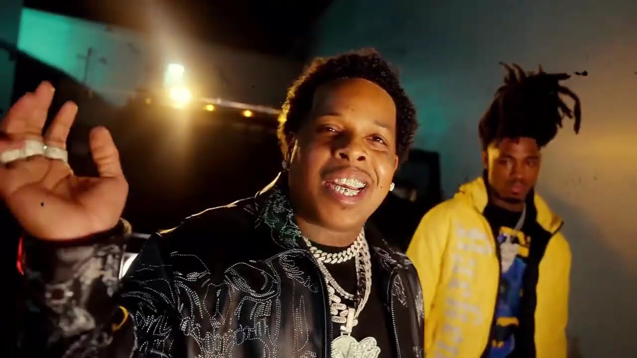 Finesse2tymes & BigWalkDog - Breaking News (feat. Pooh Shiesty & BIG30) [Music Video]