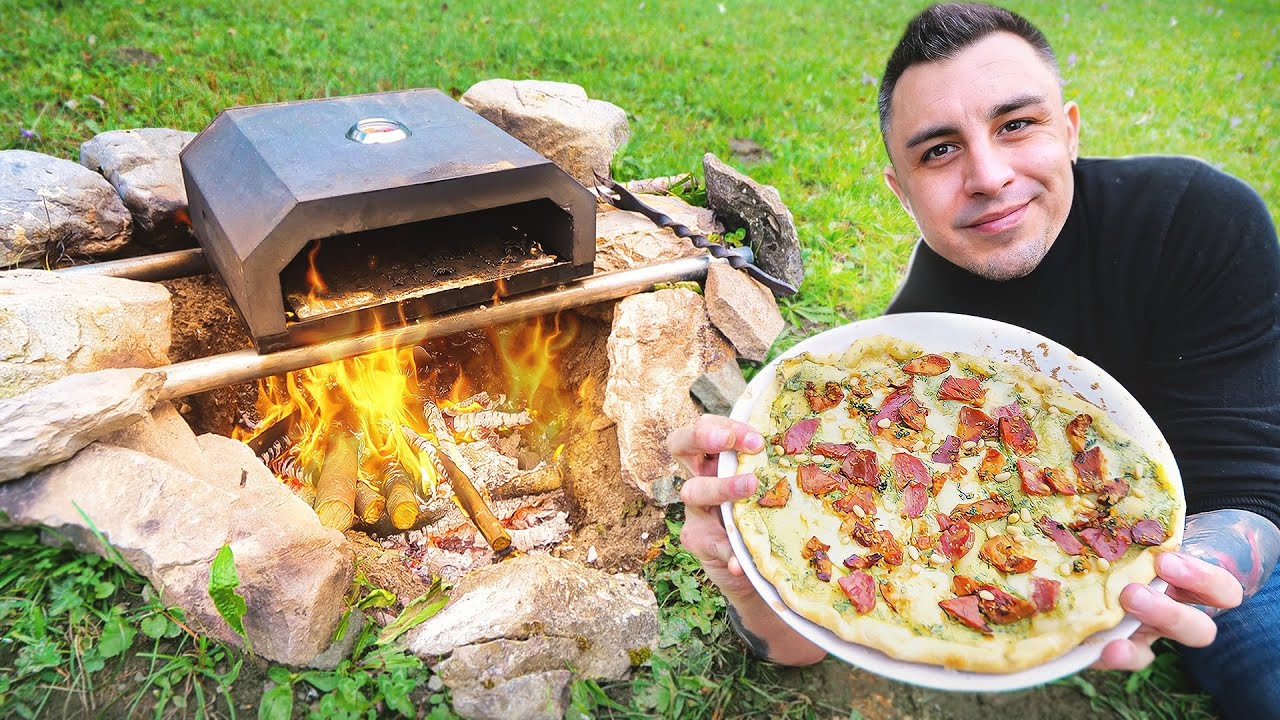 Je teste la PIZZA VERTE aux herbes sauvages ! (au barbecue)