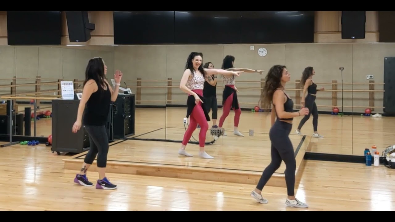 Oye Como Va Mix/Salsa/Dance fitness cardio choreography