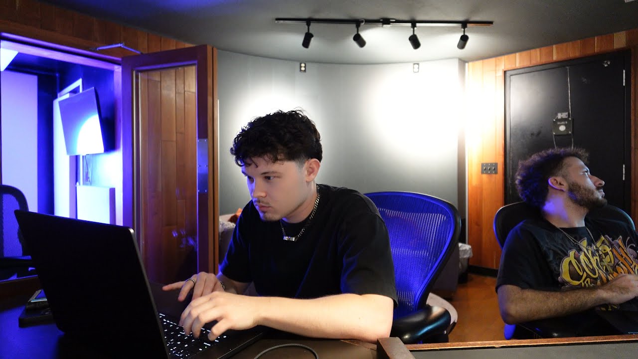 POV: Life as a 21 year old Billboard #1 Music Producer Living in LA