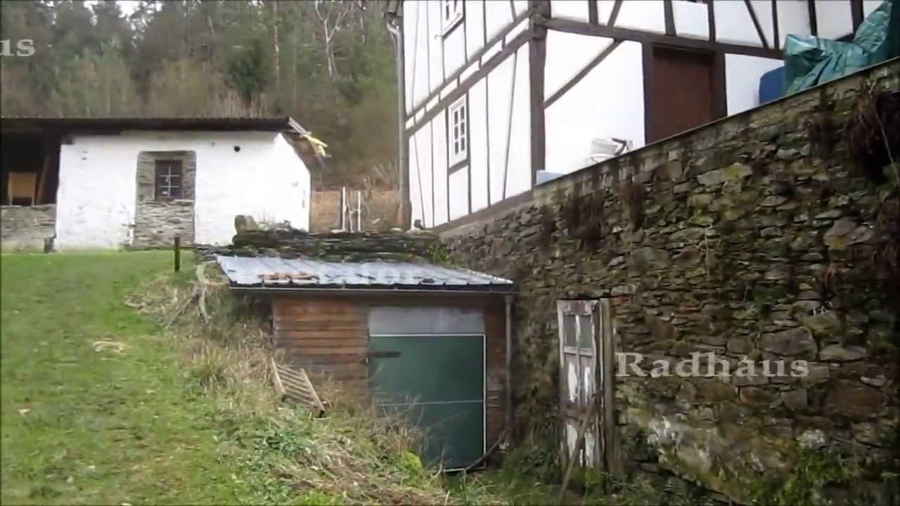 Water wheel producing up to 6kw hydro electric power