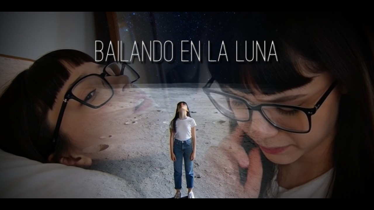 Bailando con la Luna  (Album: Divagando en las Estrellas)