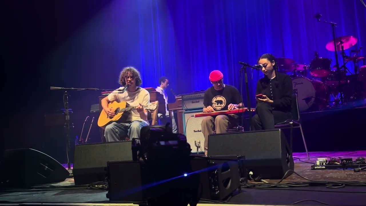 Ellery Harper - Growing Old - Live @lolympia2167  Paris, FRANCE (July 2023)
