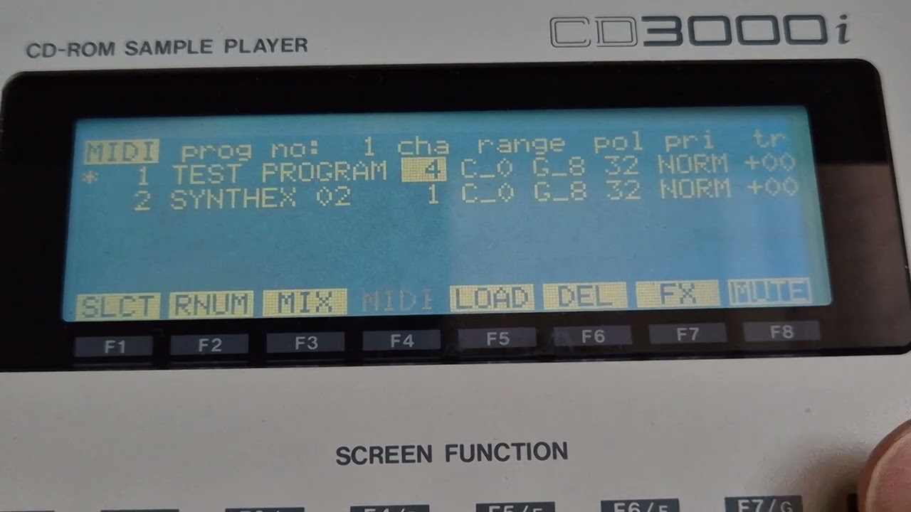 Akai  S3000 