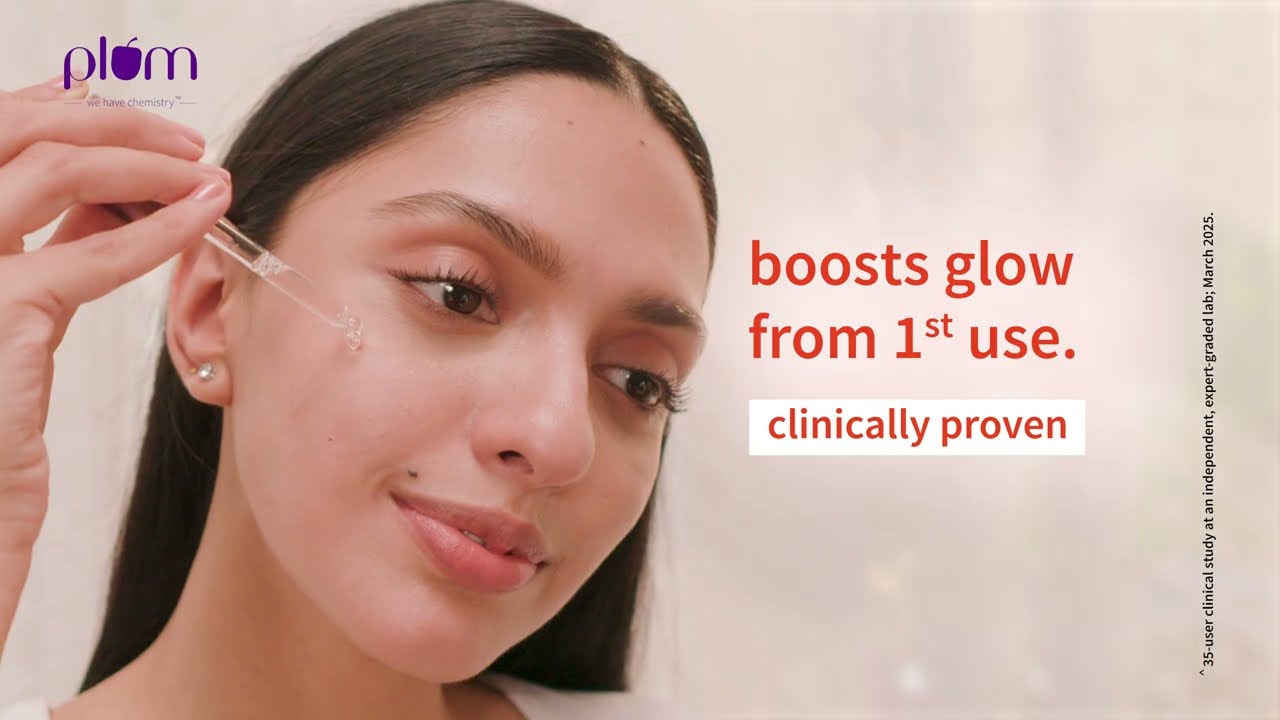 Get glowing skin with Calendula & 10% Vitamin C Barrier Boosting + Glow Serum 