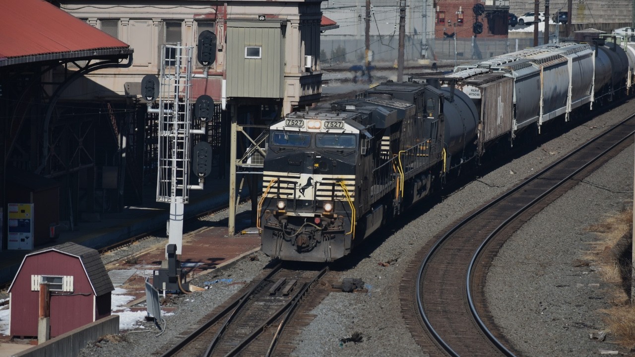 NS and Amtrak Action in Harrisburg