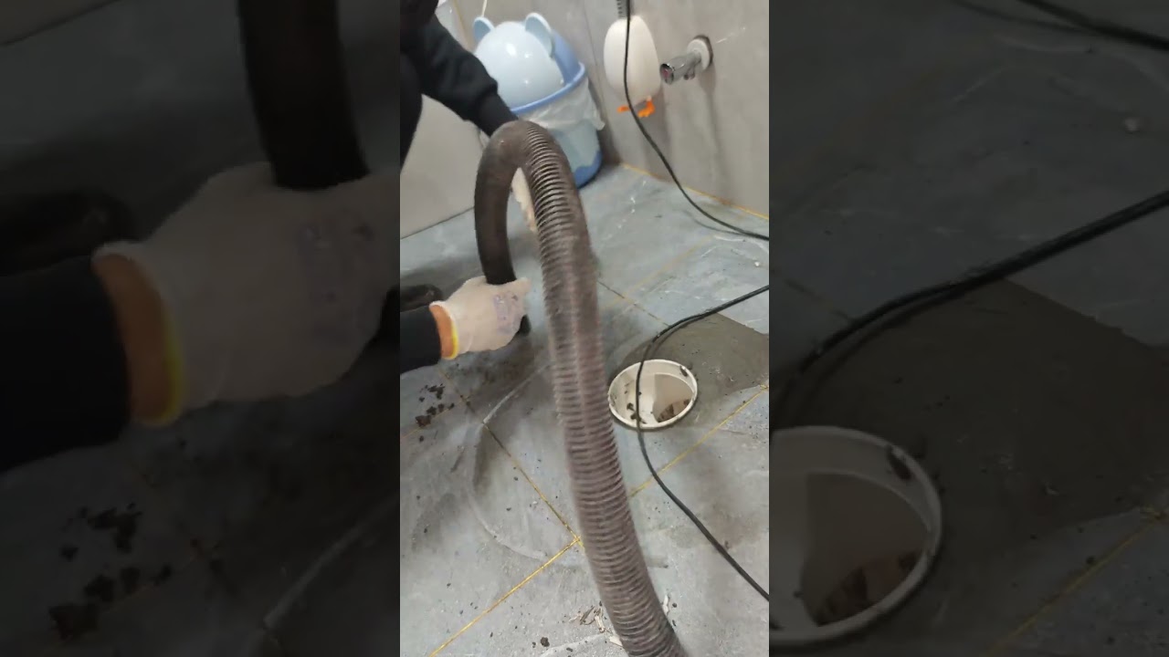 奇葩的活千千萬，雄大這裡佔一半。管道350移位成300，這裡又移位成400，裝完還一直漏水，一個馬桶裝了一個上午#裝修 #大有工具
