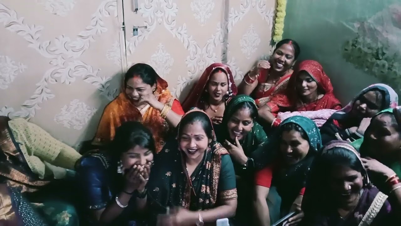 वायरल मंजू मोहनी#आए हो दादा बुढ़वा हमे बोलावता#😄😄😄😄😄👍 बिंदु विश्वकर्मा 62 🙏🙏🙏🙏  