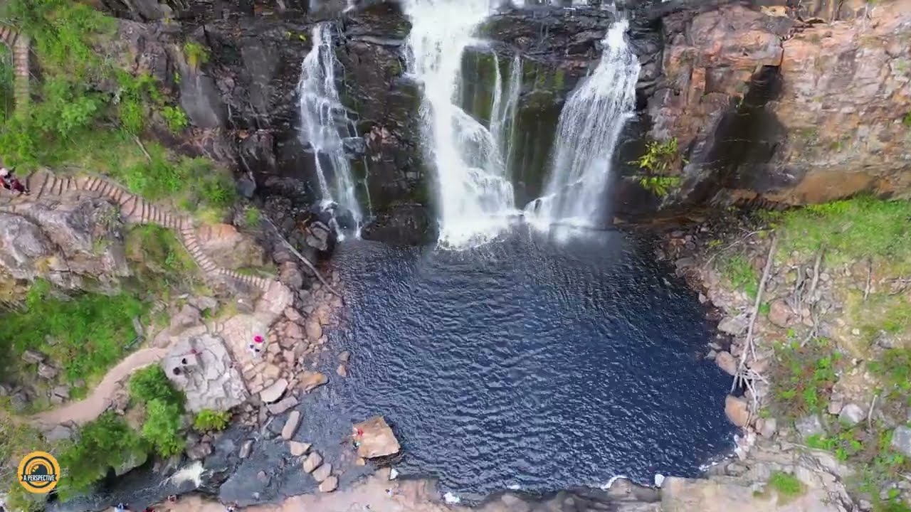 Mackenzie Falls & Reef Lookout