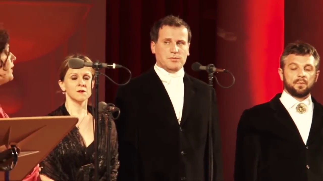 Divna Ljubojević & Hor 
