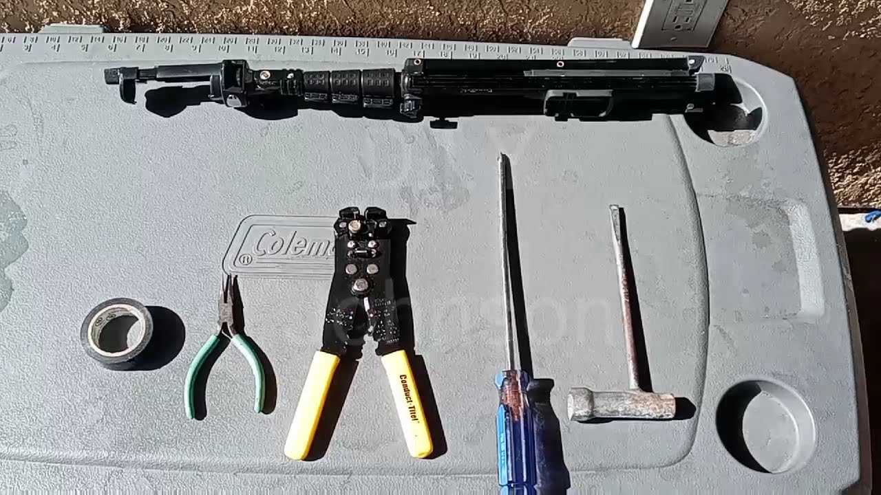 Removal of interior door panel Jeep Cherokee