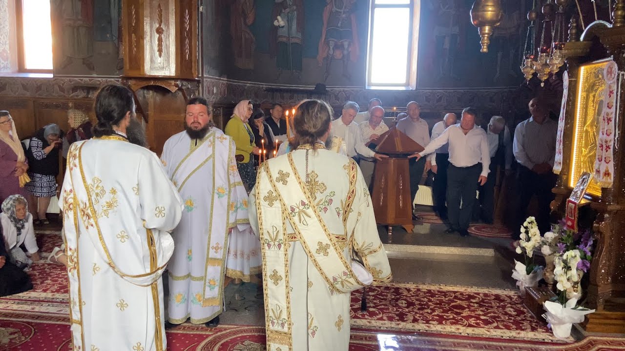 Sf Liturghie Sf Împărați Constantin și Elena Vânători Neamț PART 2