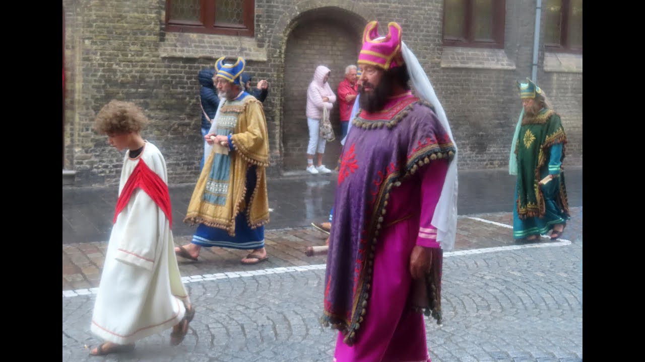 Procession pénitentielle à Veurne [Furnes en français] le 30 juillet 2023.