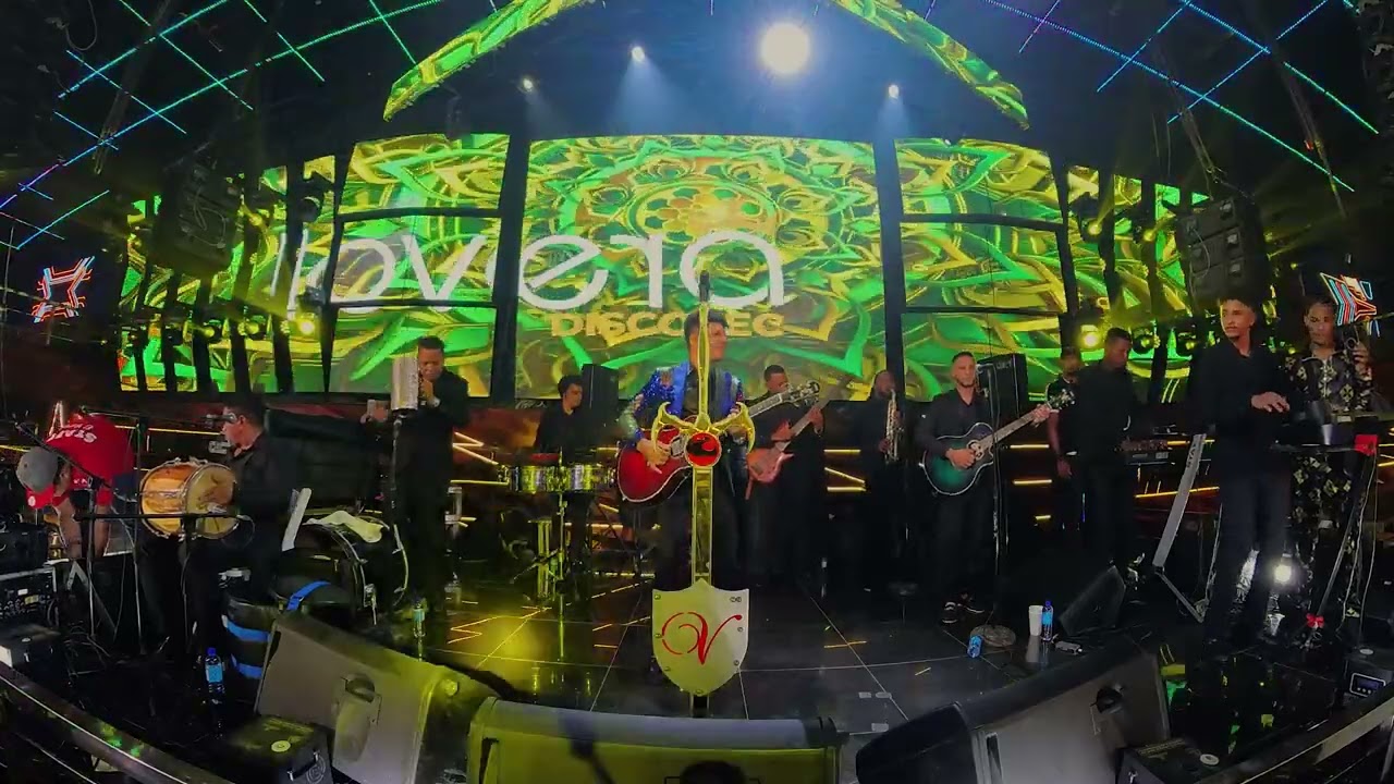 El Varon De La Bachata / Fiesta Completa En Vivo en Lovera Disco