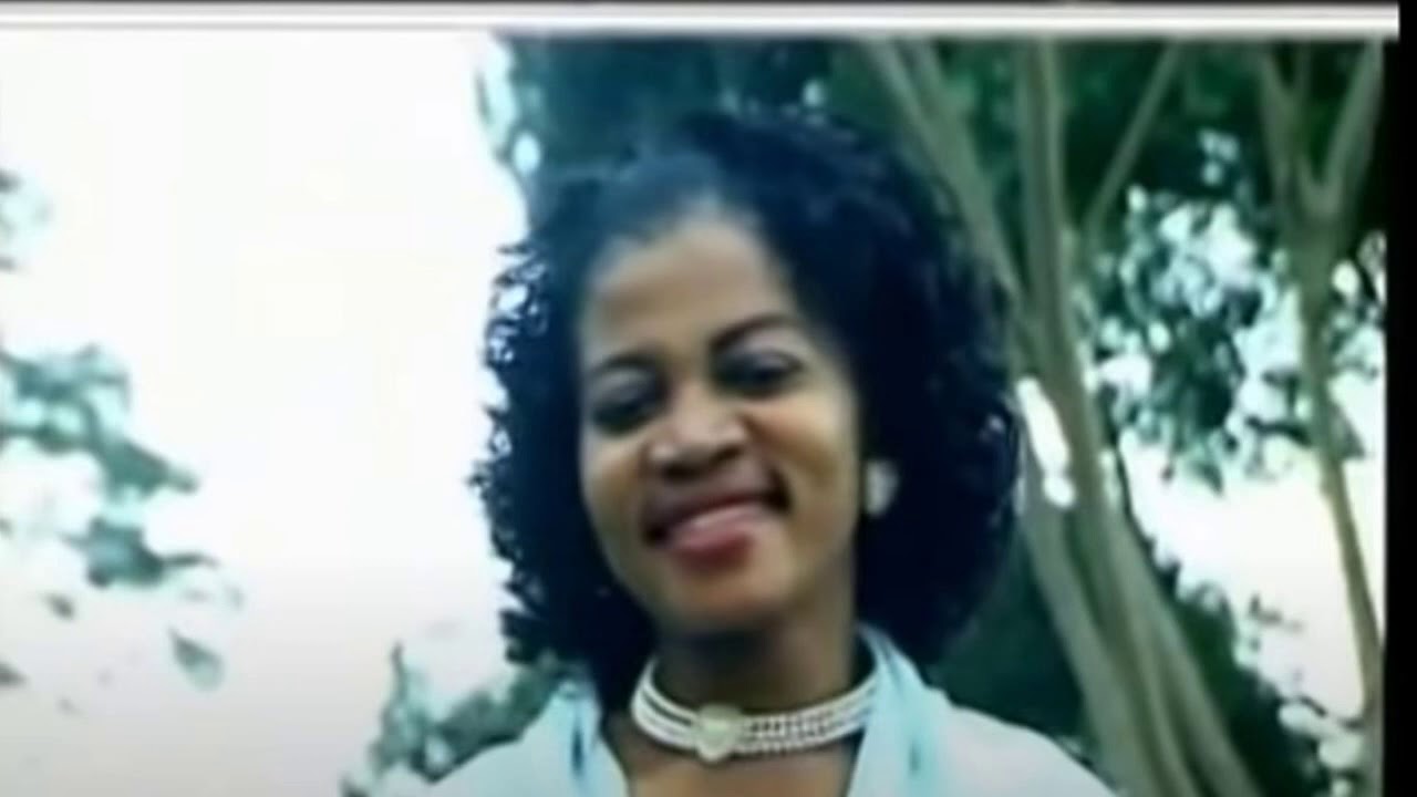 ANGELA CHIBALONZA | CHRISTMAS | Krismasi [Amezaliwa Mkombozi] |