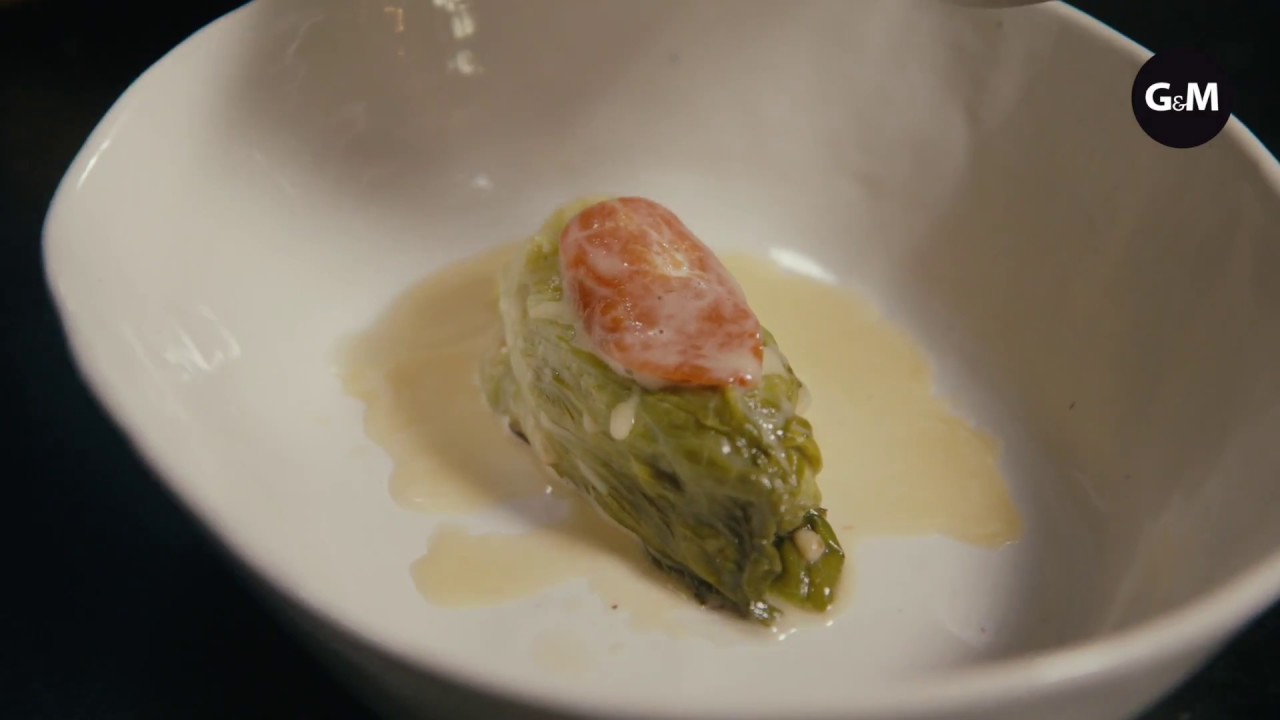 Geschmorter Kopfsalat: Ein Andreas-Caminada-Klassiker! | GaultMillau Schweiz