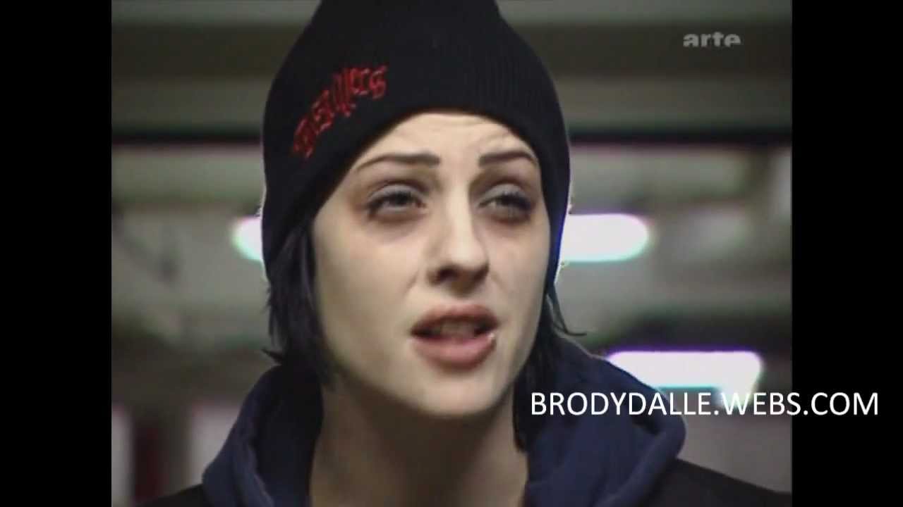 The Distillers French Interview + Die on a Rope HQ