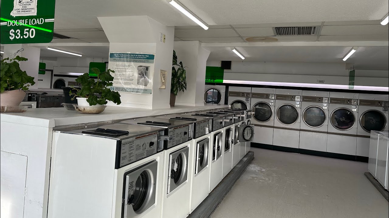 Whitehorse public laundromat~coin laundry in Canada | Yukon 🇨🇦