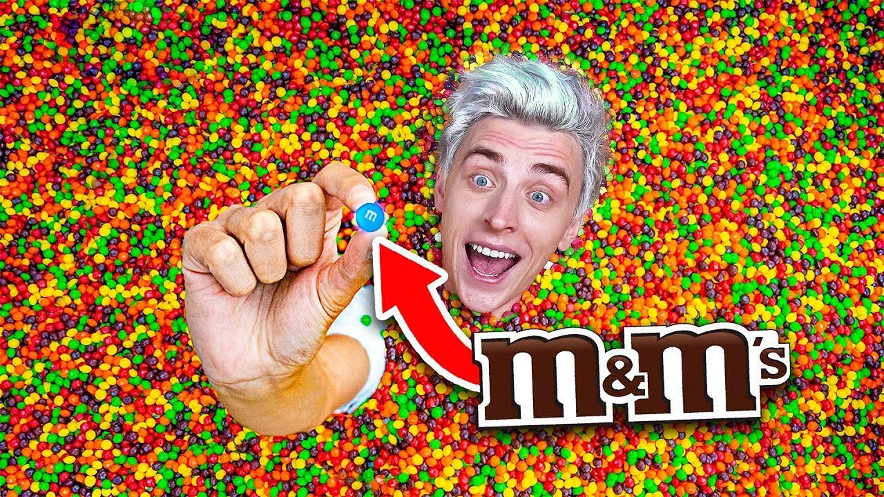 在 Skittles 水池中找到 M&M, 赢取 10,000 美元 - 挑战