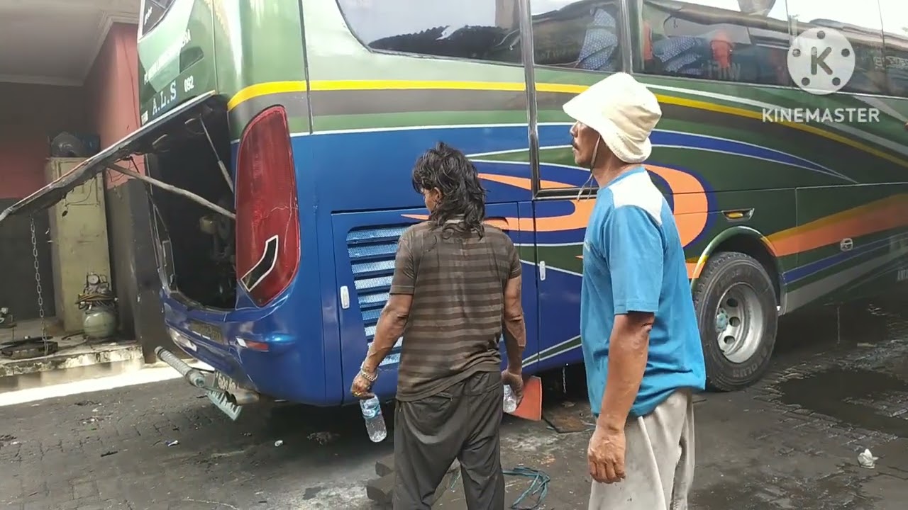 Hunting bus sambil melihat kegiatan KRU ALS di #poolalsjogja (Giwangan)