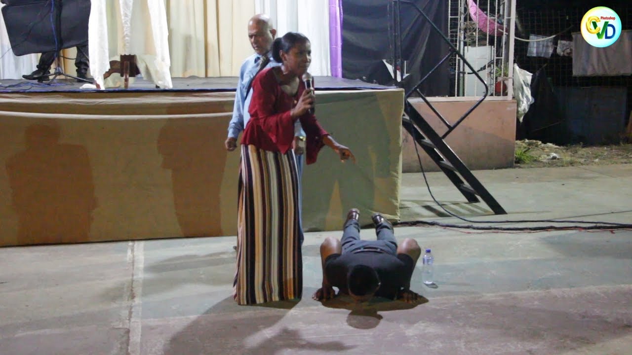 Mafer Rodriguez en San Juan predica bajo el tema PROFETISA