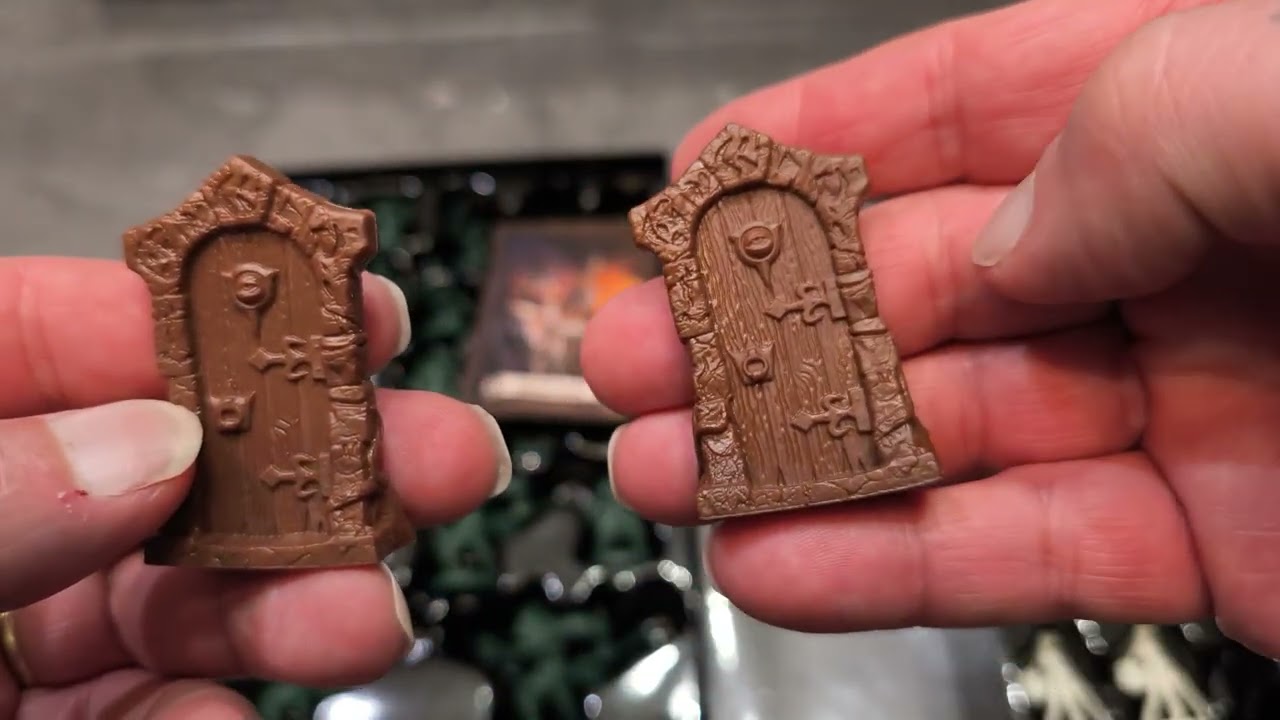 Héroquest déballage et comparatif de la forteresse de kellar