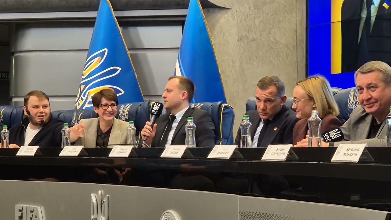 На звітній пресконференції УАФ Ігор Бурбас звинуватив Андрія Шевченка в участі в компанії Абрамовича