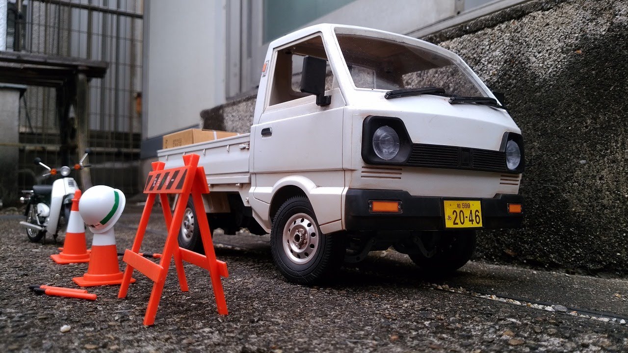 【塗装とウェザリング】1/10 RC 軽トラ＆軽バン　WPL JAPAN D12&D42　走行シーン