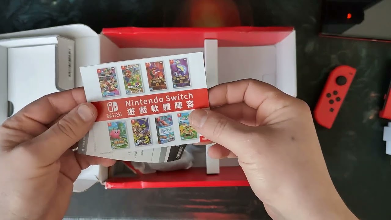 Распаковка Nintendo Switch OLED &ndash; Mario Red Edition красный