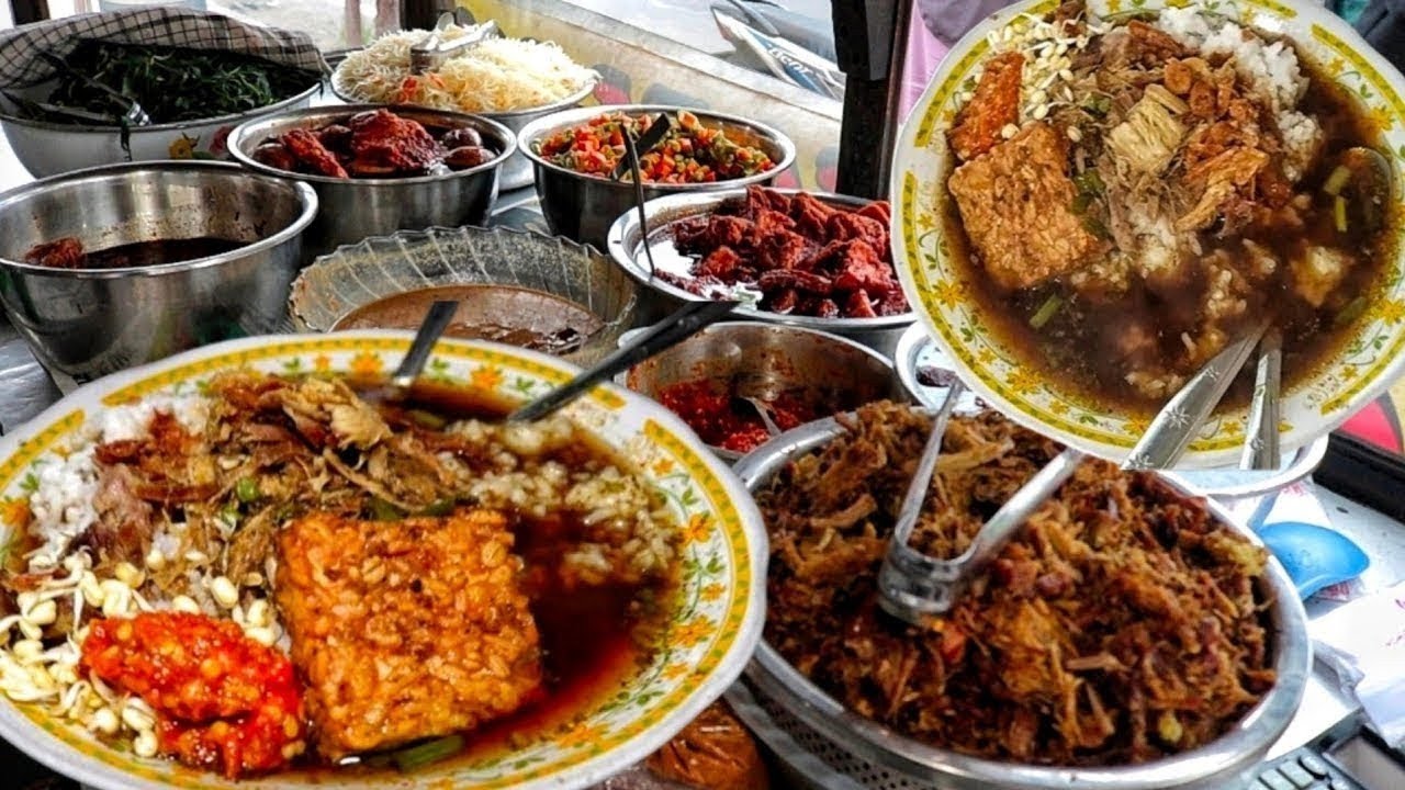 KETEMU RAWON ENAK DAN MURAH DI DAERAH SIDOARJO - WARUNG PECEL NGELOM BU NUR