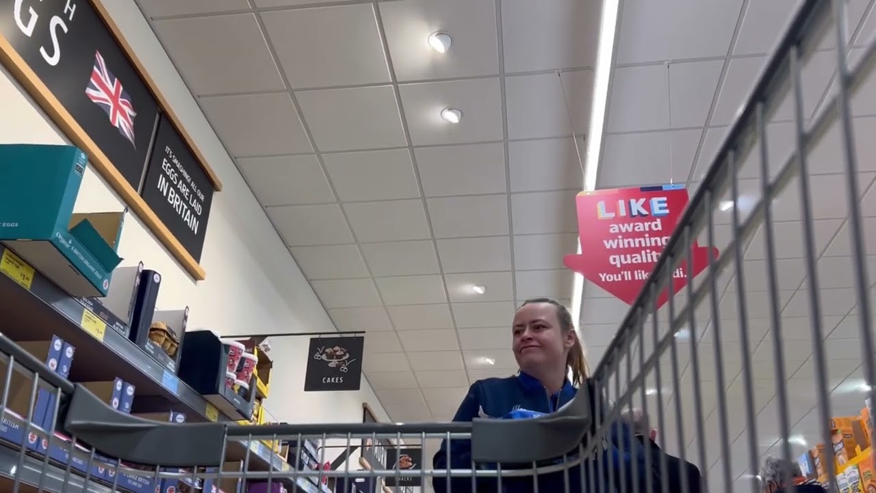 pov: you are a bug in my shopping cart 🐜 | Aldi shopping