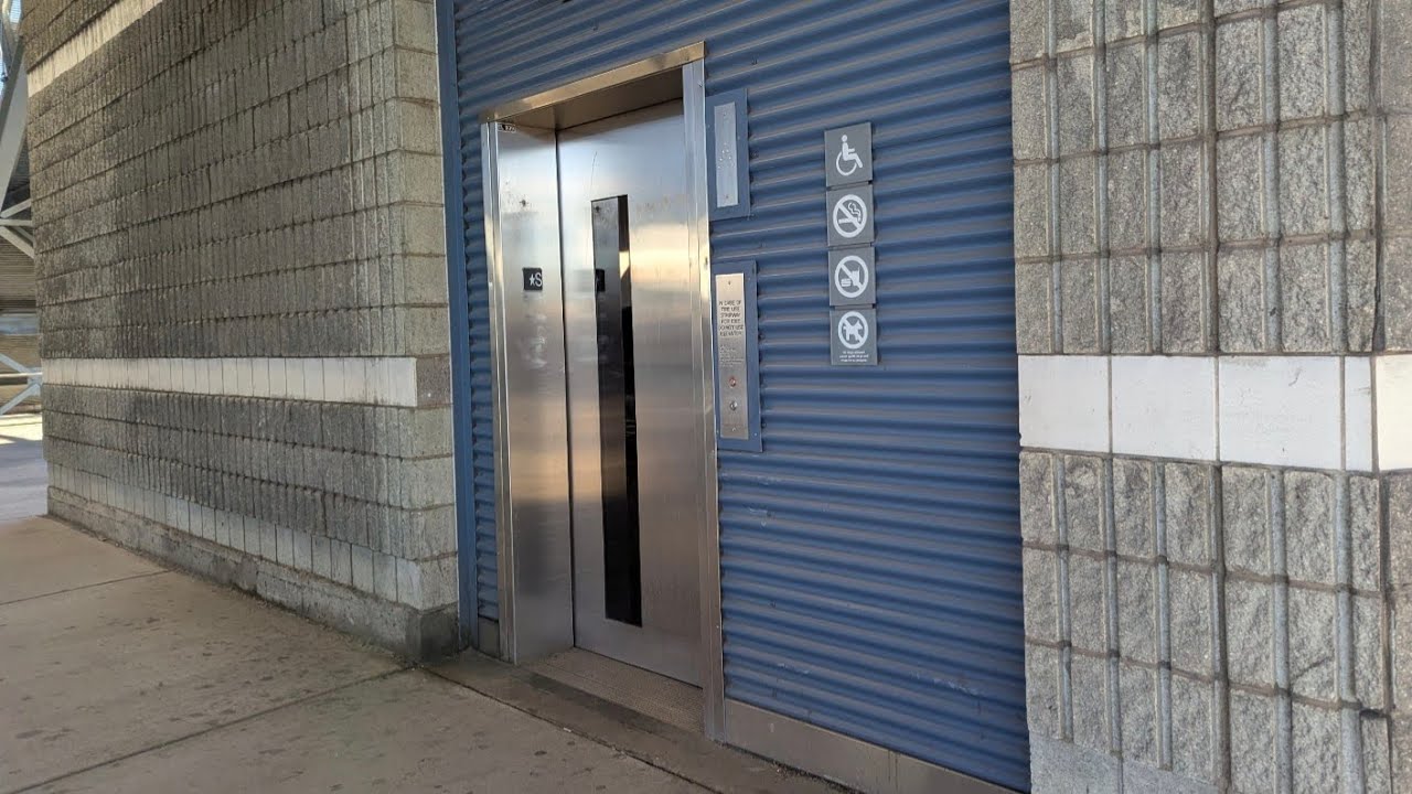 ThyssenKrupp Hydraulic Elevator - West Field Road AirTrain Station Platform 2