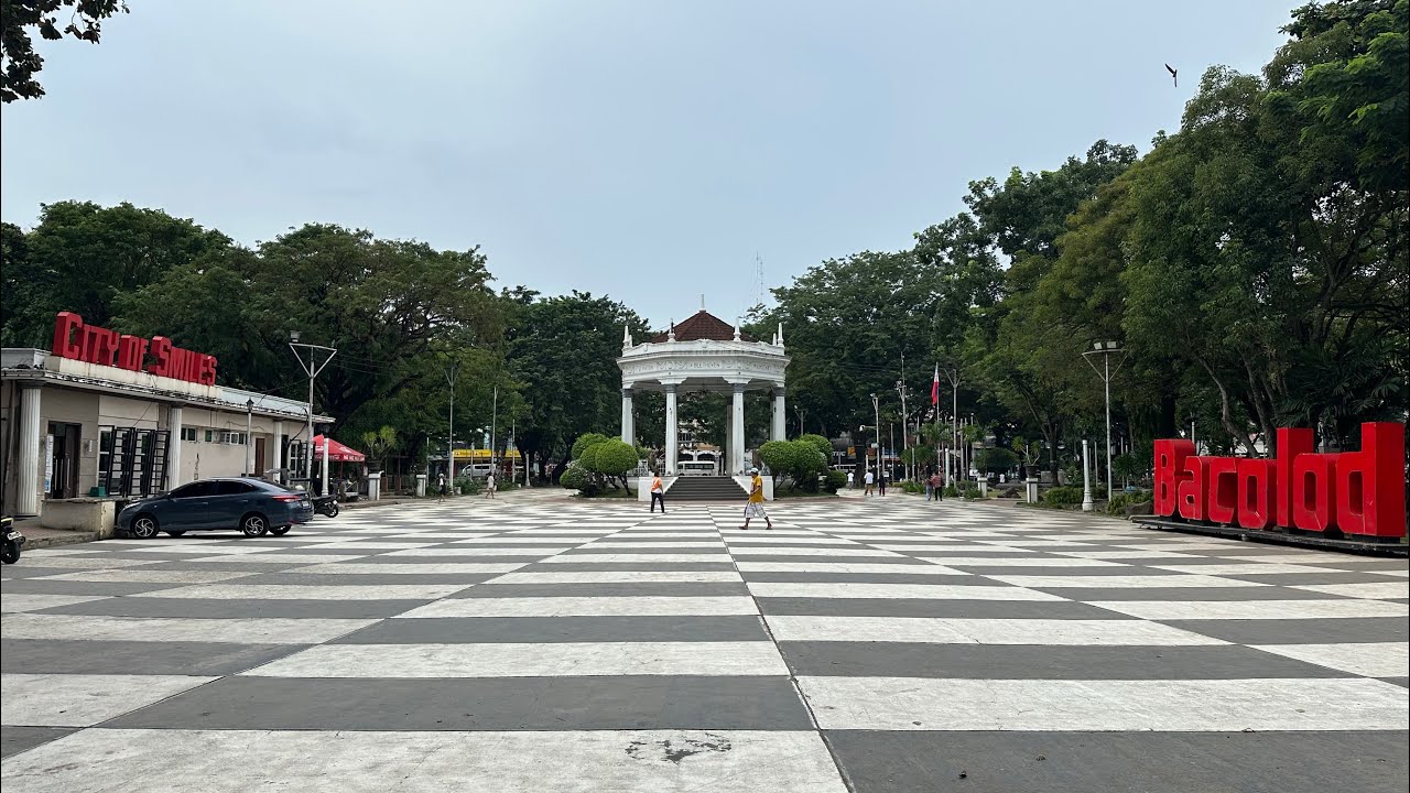 街歩き【イヤホン推奨//立体音響】Street Stroll in Bacolod City, Negros Occidental, Philippines -stereophonic sound 