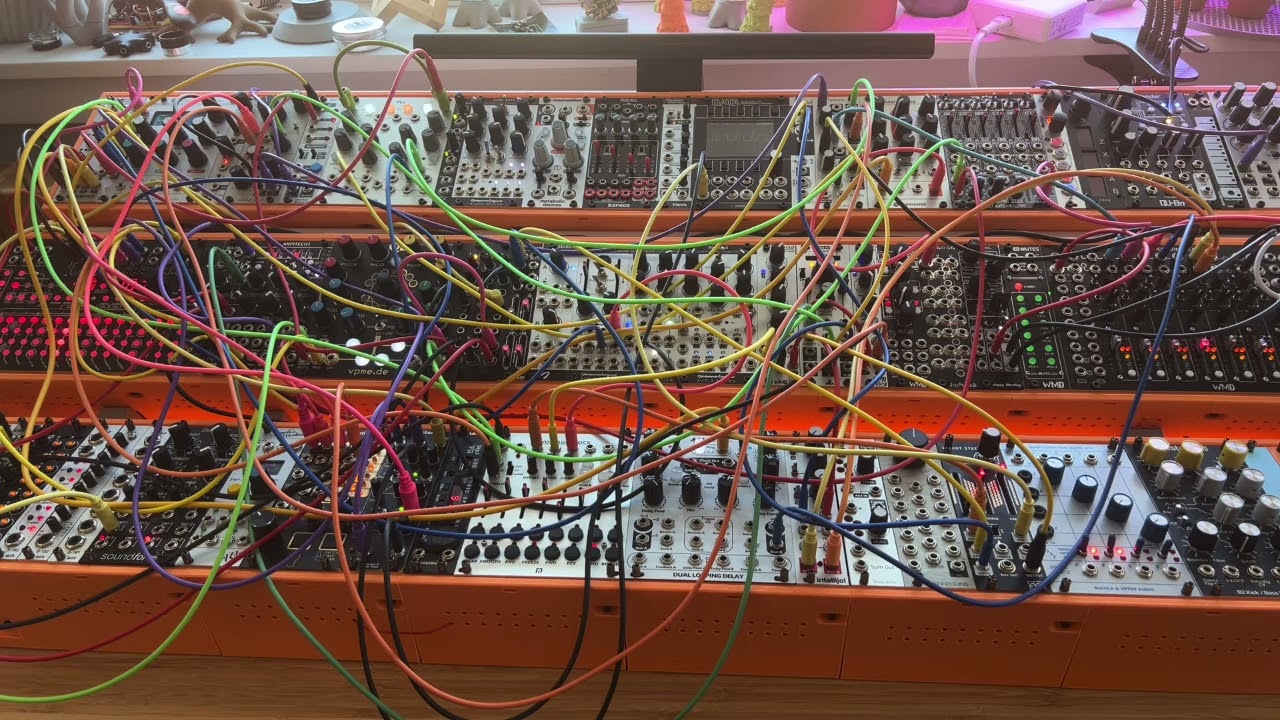 Modular Techno / No hands (Jasmin & Olive Trees: Water)