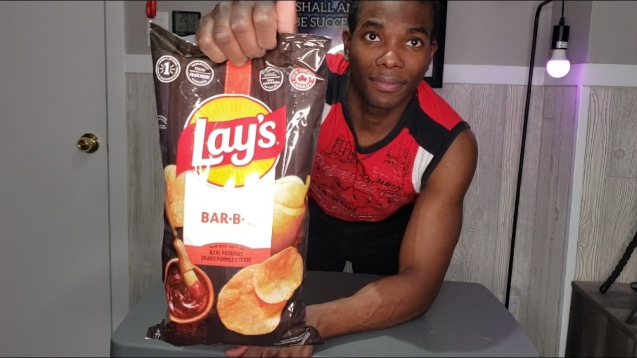 TRYING THE NEW REAL POTATO BAR•B•Q LAYS AND RANKING IT