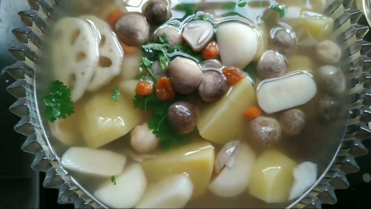 CÁCH NẤU CANH CỦ SEN THẬP CẨM CHAY