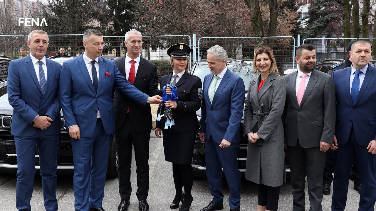 Evropska unija donirala deset terenskih vozila za potrebe DKPT-a BiH