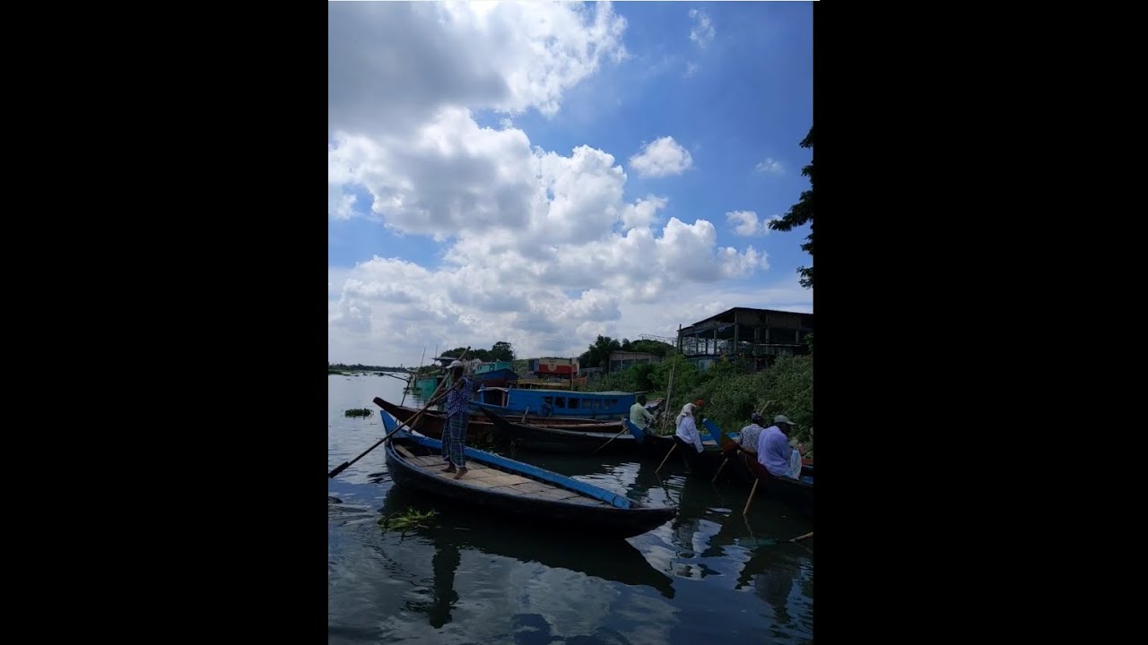 Balu nodi is a beautiful river.