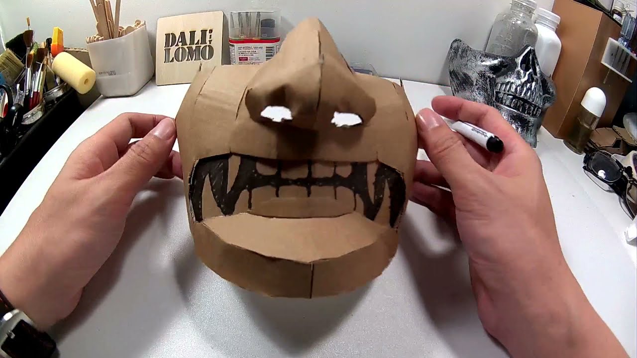 DIY Samurai Menpo - Cardboard 