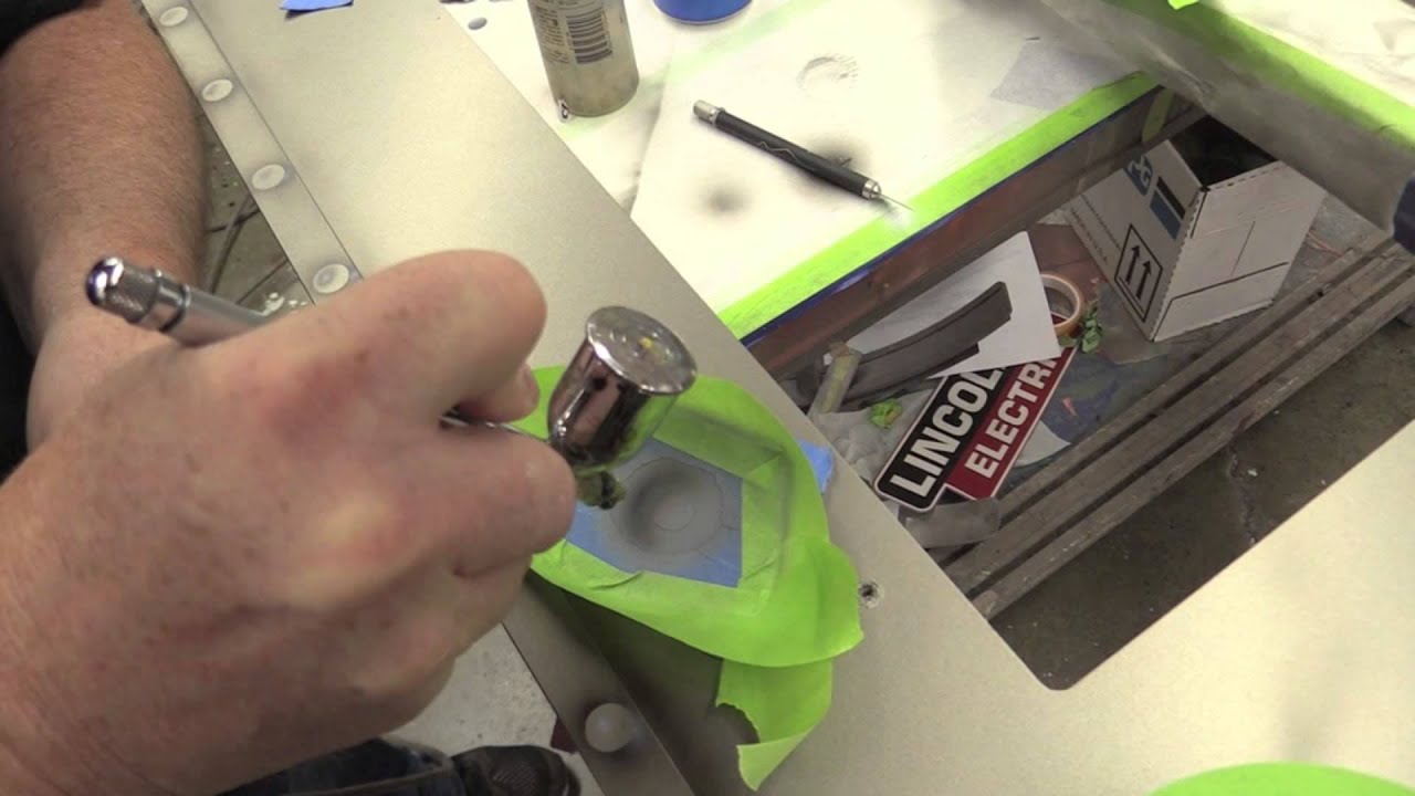 Airbrushing Tutorial - Bullet Holes with Mike Lavallee