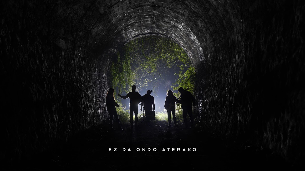 Nøgen ft. La M.O.D.A. - Ez da ondo aterako (Official Music Video)