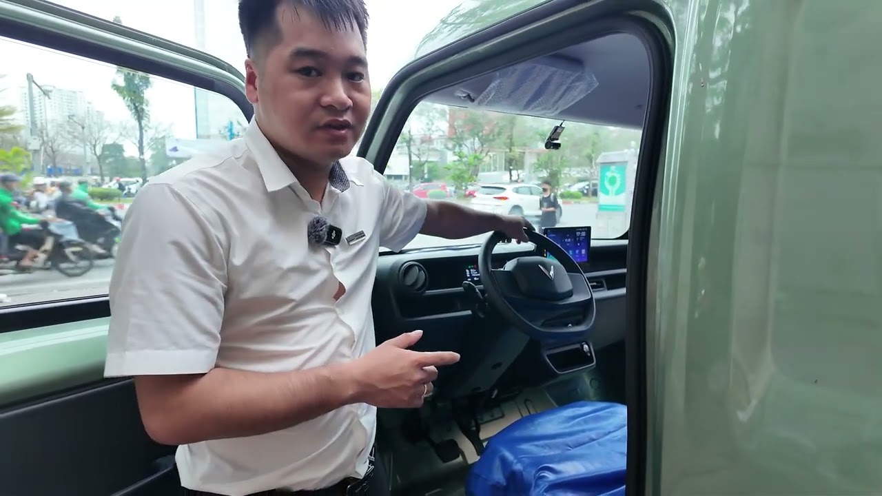 Vinfast EC VAN Độ Gì? Màn Hình - Dán Phim - Sàn - Đèn - Loa #ECVAN #chungauto 